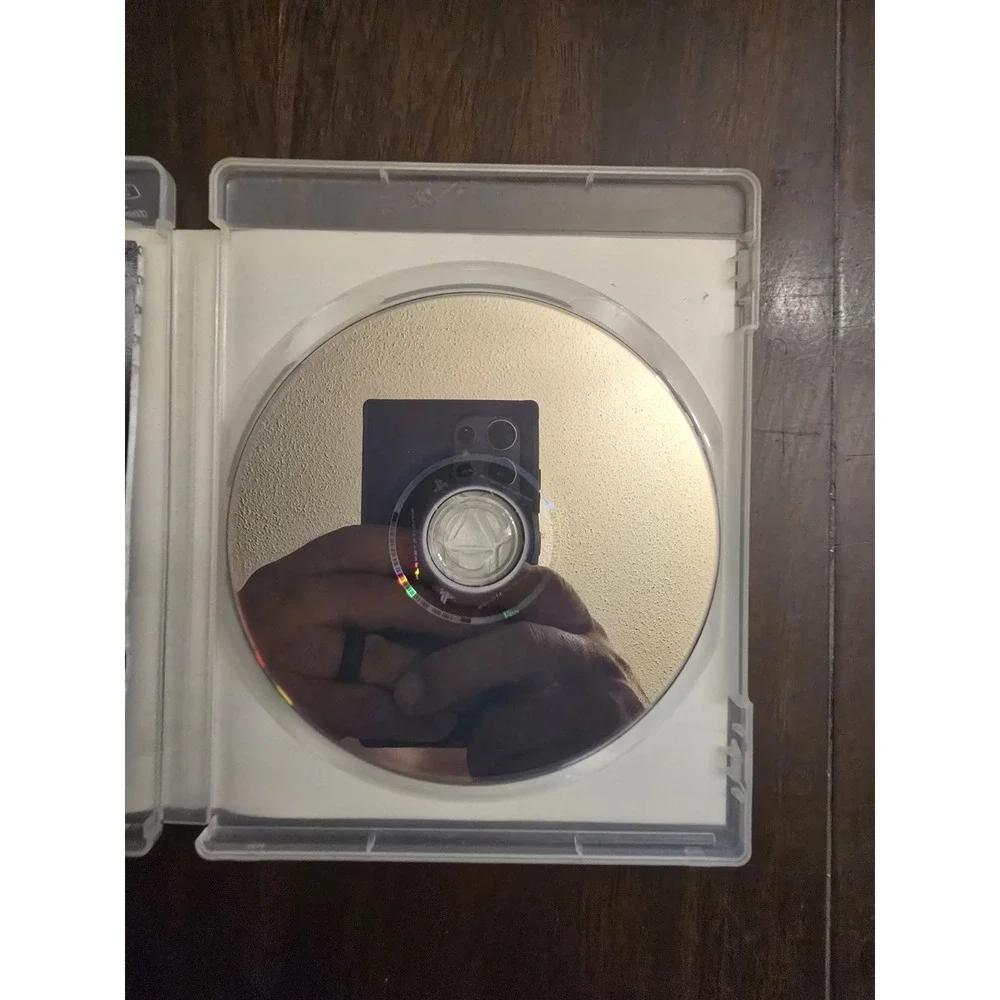 UFC Undisputed 2009 (Sony PlayStation 3, 2009) game disc, manual, art cover